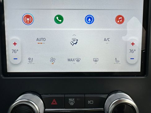 Used 2024 Ford Edge Titanium w/ Equipment Group 301A image 17