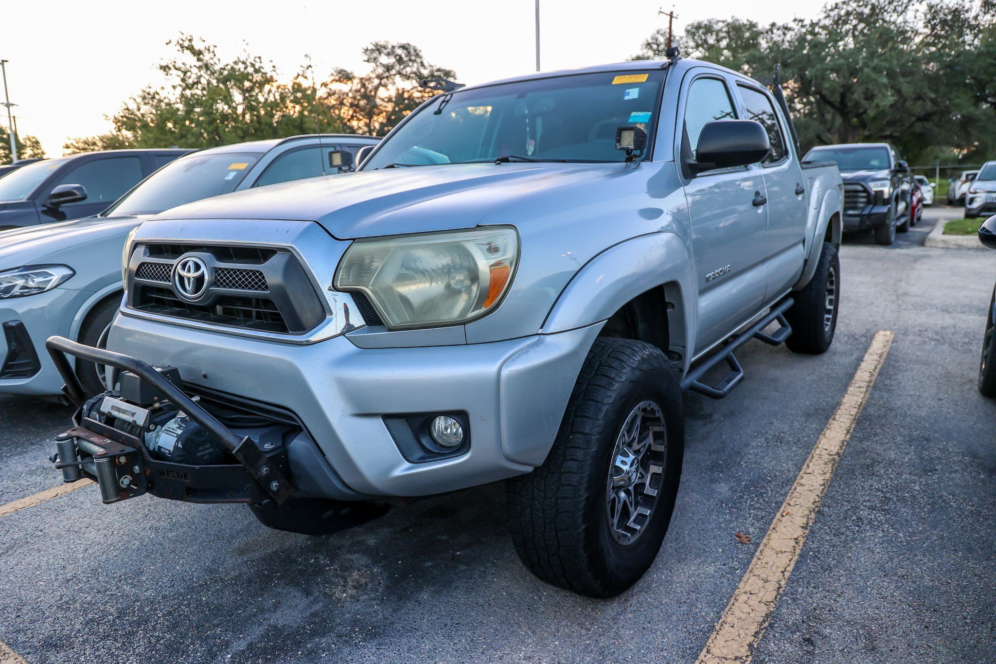 Used 2012 Toyota Tacoma 4x4 Double Cab w/ TRD Off-Road Pkg image 1