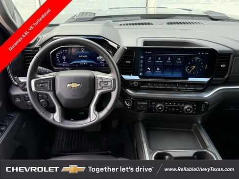 Used 2025 Chevrolet Silverado 2500 LTZ w/ LTZ Texas Edition AWD/4WD image 14