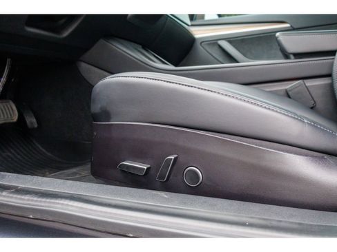 Used 2022 Tesla Model 3 Long Range image 16