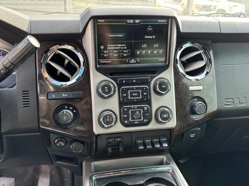 Used 2016 Ford F350 Platinum w/ Platinum Package AWD/4WD image 12