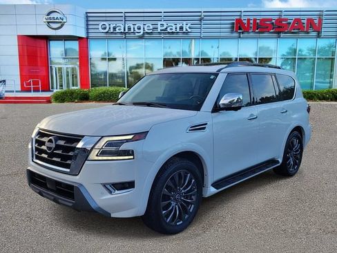 Used 2024 Nissan Armada Platinum w/ Cargo Package RWD image 4