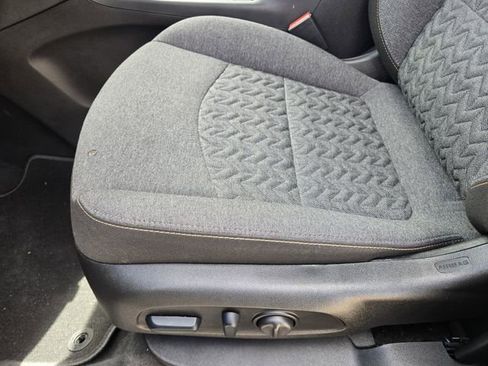 Used 2024 Chevrolet Equinox LT AWD/4WD image 22