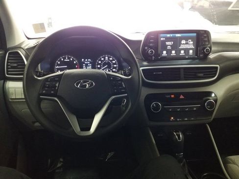 Used 2020 Hyundai Tucson SE image 4