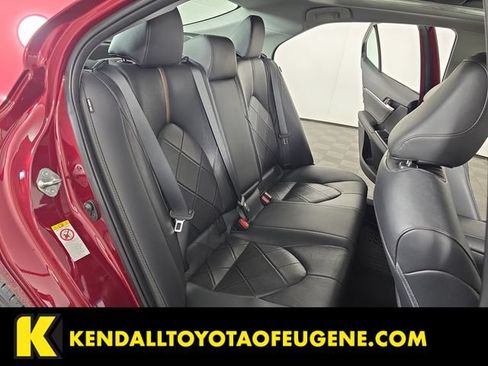 Used 2018 Toyota Camry XLE w/ Driver Assist Package FWD image 26