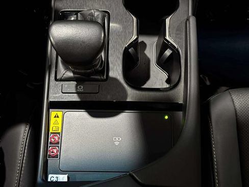 Used 2024 Lexus ES 350 w/ Premium Package FWD image 19