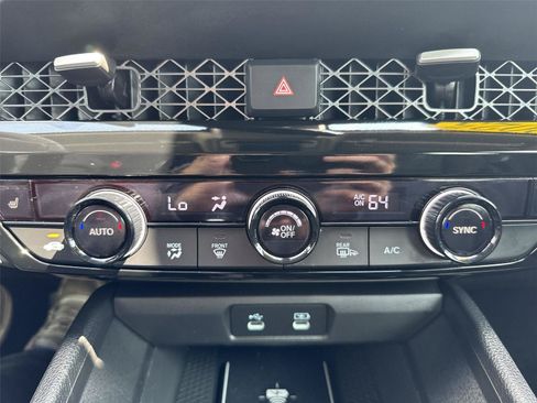 Used 2025 Honda Accord EX-L image 18