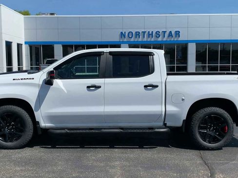 Certified 2023 Chevrolet Silverado 1500 RST w/ Redline Edition AWD/4WD image 5