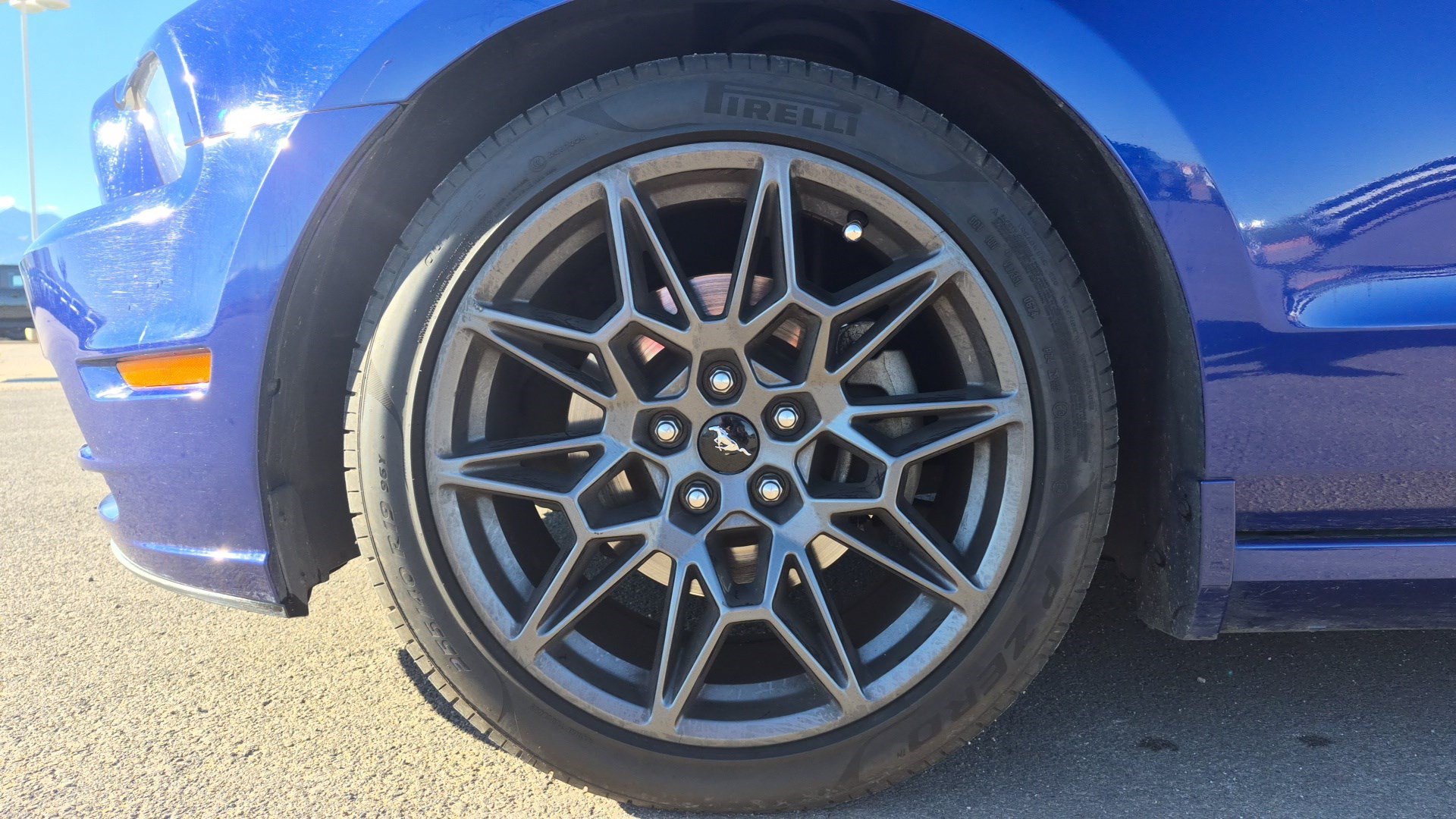 Used 2013 Ford Mustang Convertible RWD image 10
