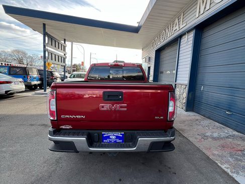 Used 2016 GMC Canyon SLE w/ SLE Convenience Package image 5