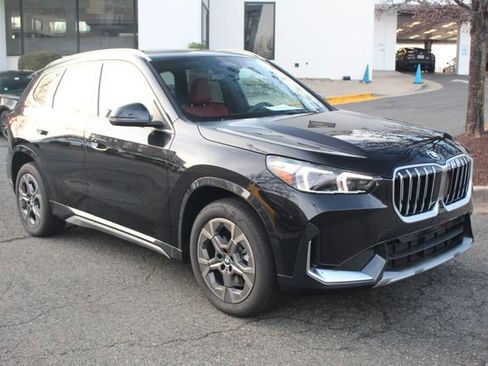 New 2025 BMW X1 xDrive28i w/ Premium Package image 1