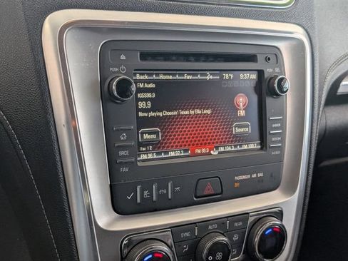 Used 2016 GMC Acadia SLT image 17