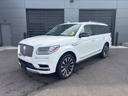 Used 2021 Lincoln Navigator Reserve w/ Luxury Package image 1