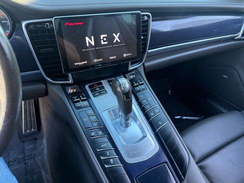 Used 2016 Porsche Panamera Edition RWD image 22