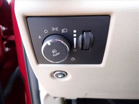 Used 2015 Jeep Grand Cherokee Limited image 18