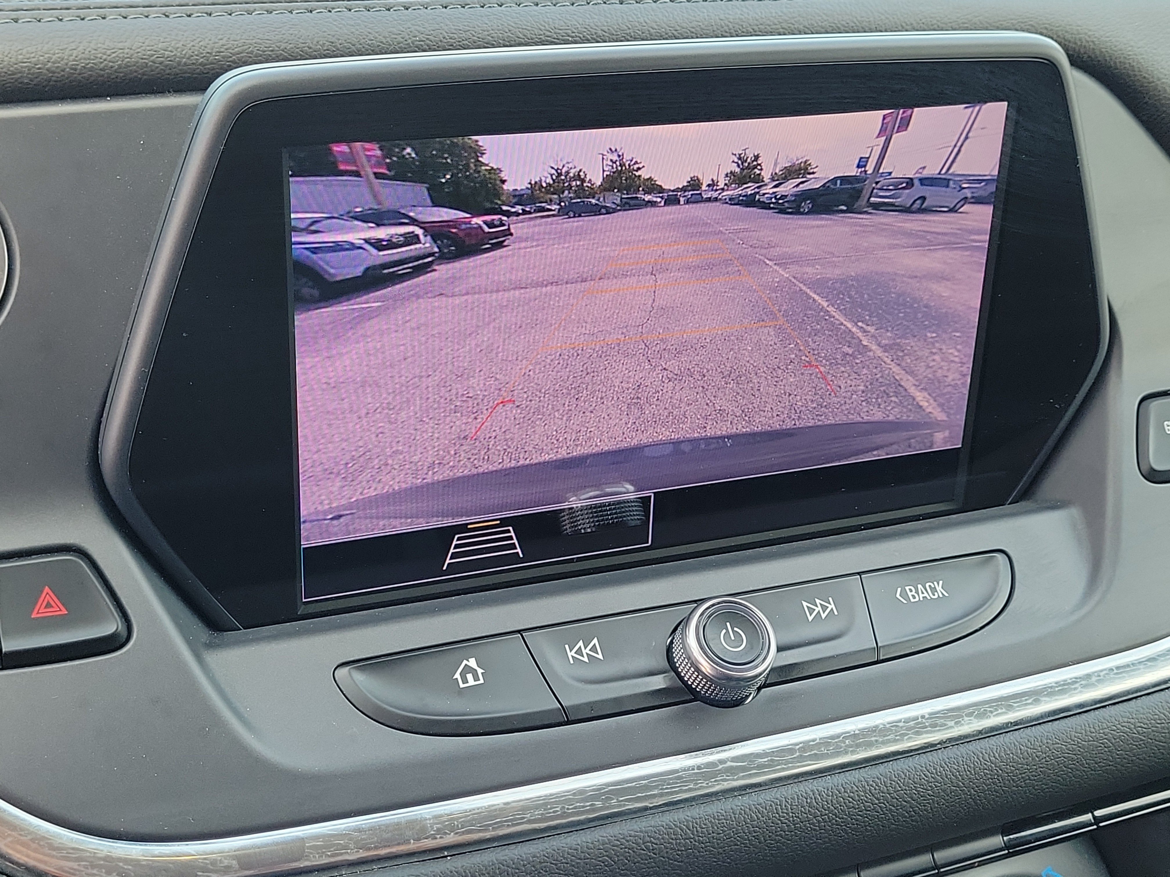 Used 2022 Chevrolet Blazer LT FWD image 22