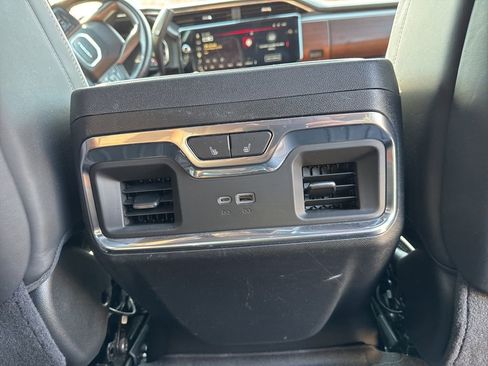 Used 2025 GMC Sierra 3500 Denali Ultimate AWD/4WD image 20