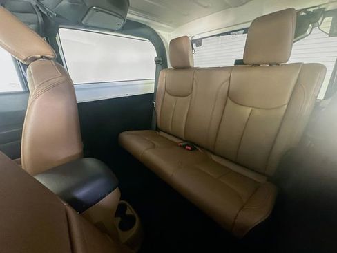 Used 2017 Jeep Wrangler Sahara w/ Connectivity Group image 21