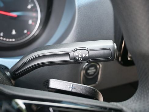 Used 2025 Mercedes-Benz Sprinter 2500 image 16