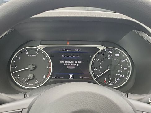 Used 2024 Nissan Sentra SV FWD image 18