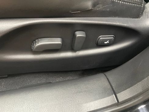 Used 2013 INFINITI M37 x w/ Premium Pkg image 17