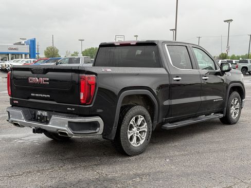 Used 2020 GMC Sierra 1500 SLT w/ Driver Alert Package I AWD/4WD image 3