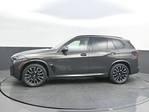 New 2026 BMW X5 sDrive40i w/ M Sport Package image 2