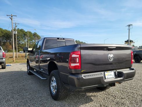 Used 2023 RAM 2500 Big Horn w/ Level B Equipment Group image 5