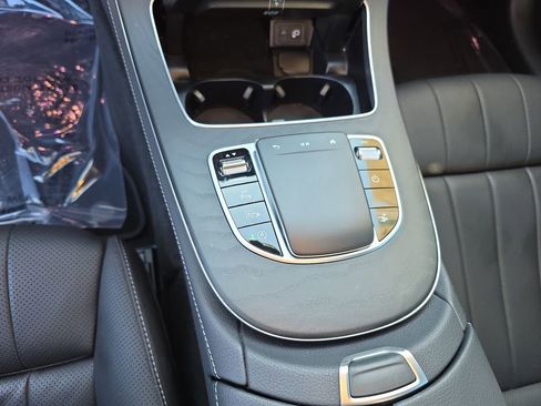 Used 2022 Mercedes-Benz E 450 Coupe image 28