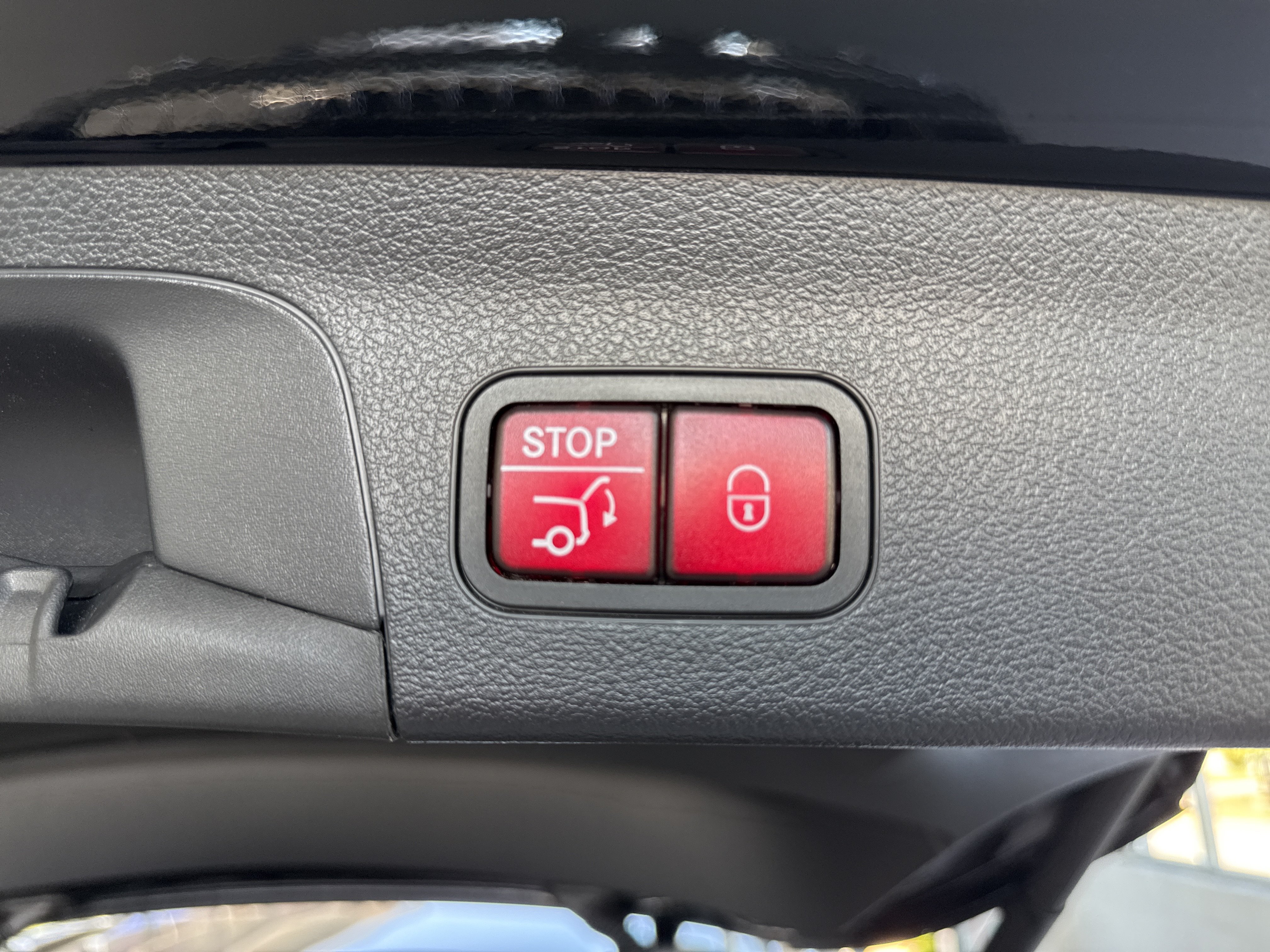 Certified 2024 Mercedes-Benz GLS 450 4MATIC image 13