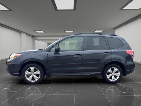 Used 2014 Subaru Forester 2.5i Premium w/ All-Weather Package AWD/4WD image 10