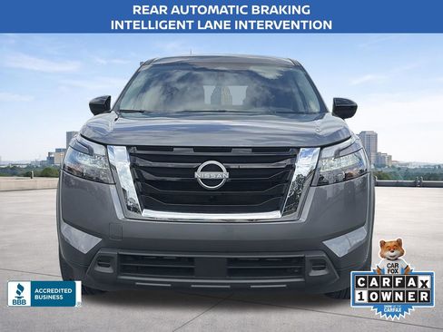 Certified 2025 Nissan Pathfinder S FWD image 8