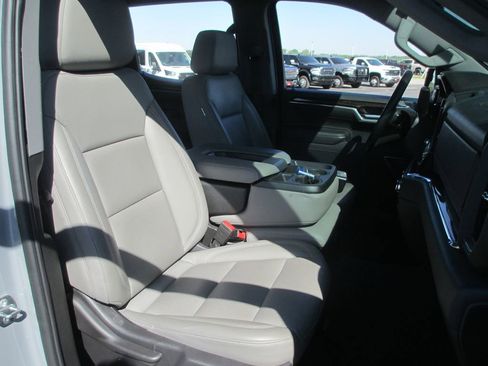 Used 2024 GMC Sierra 1500 Elevation image 22