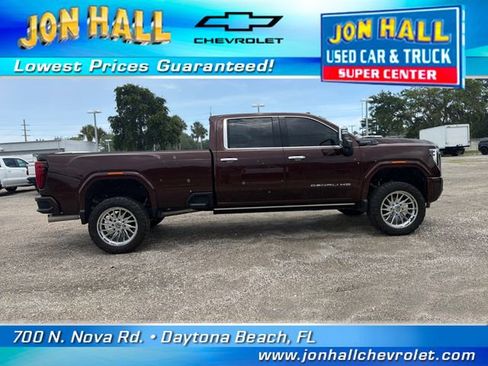Used 2024 GMC Sierra 3500 Denali Ultimate AWD/4WD image 17