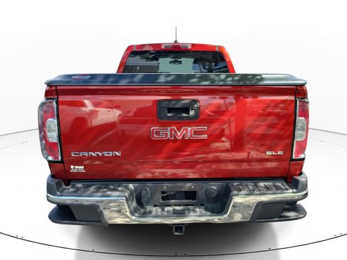 Used 2015 GMC Canyon SLE image 5