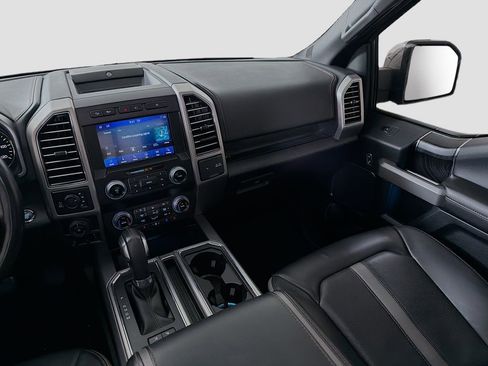 Used 2019 Ford F150 Platinum w/ Equipment Group 701A Luxury AWD/4WD image 27