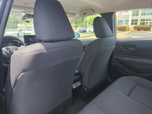 Used 2025 Toyota Corolla LE FWD image 19