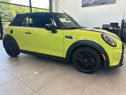 Certified 2024 MINI Cooper S w/ Signature Upholstery Package FWD image 3