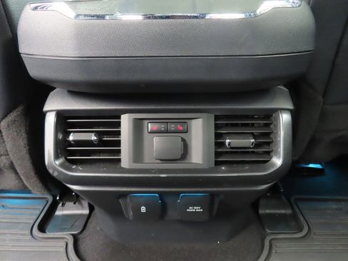 Used 2023 Ford F150 Lariat w/ Equipment Group 502A High AWD/4WD image 14