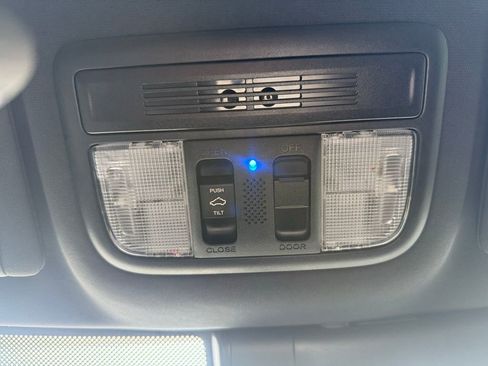 Used 2021 Honda Civic EX image 28