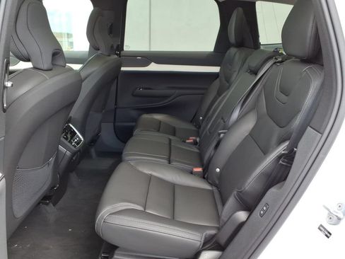 New 2026 Volvo EX90 Ultra AWD/4WD image 8