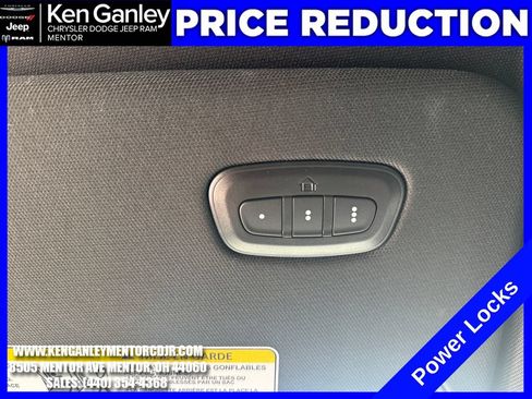 Used 2024 RAM 1500 Laramie AWD/4WD image 18