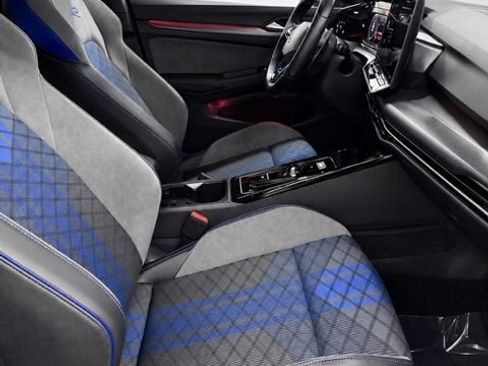 Used 2026 Volkswagen Golf w/ Euro Style Package AWD/4WD image 13