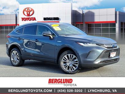 Used 2021 Toyota Venza XLE w/ Softex Package