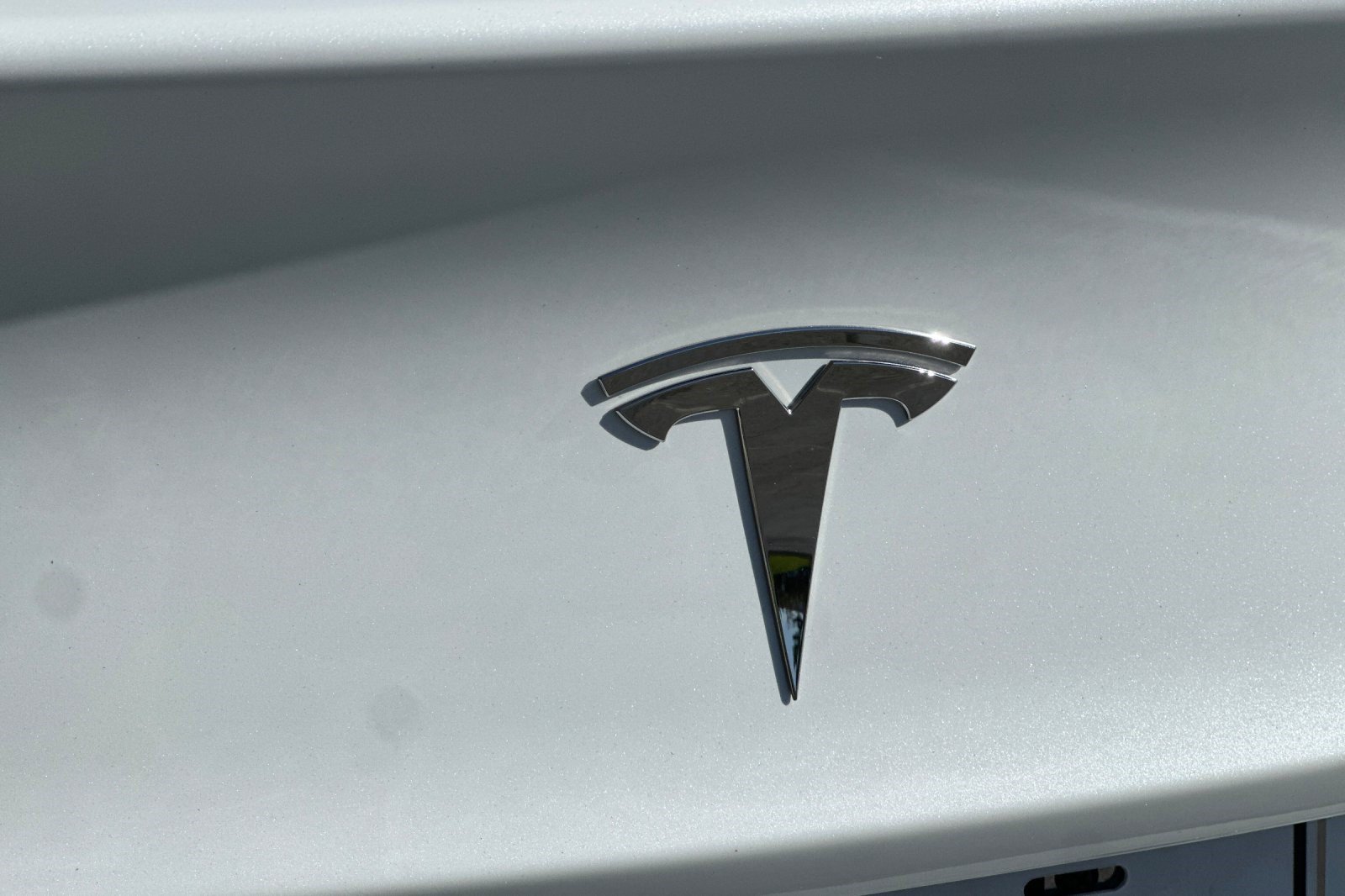 Used 2018 Tesla Model 3 Long Range RWD image 37