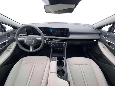Used 2026 Hyundai Sonata SEL AWD/4WD image 13