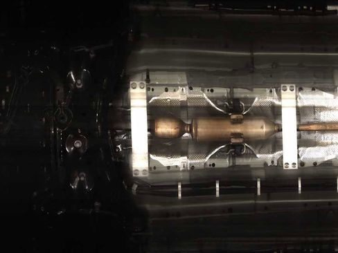 Used 2023 Toyota Corolla LE w/ Carpet Mat Package (TMS) image 13