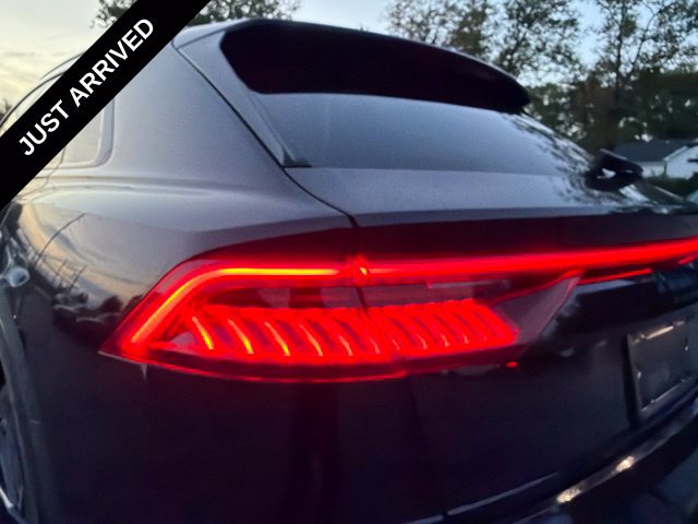 Used 2023 Audi Q8 Premium Plus AWD/4WD image 15