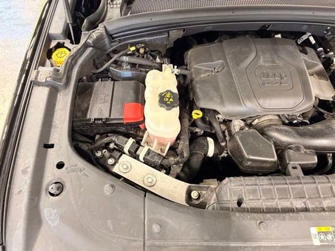 Used 2021 Jeep Grand Cherokee L Summit AWD/4WD image 40