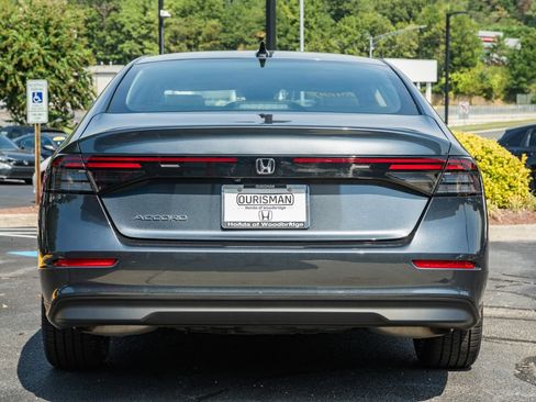 Used 2025 Honda Accord SE image 5